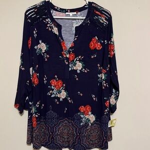 Cloth & Bloom knit blouse. Black with red florals. 1x